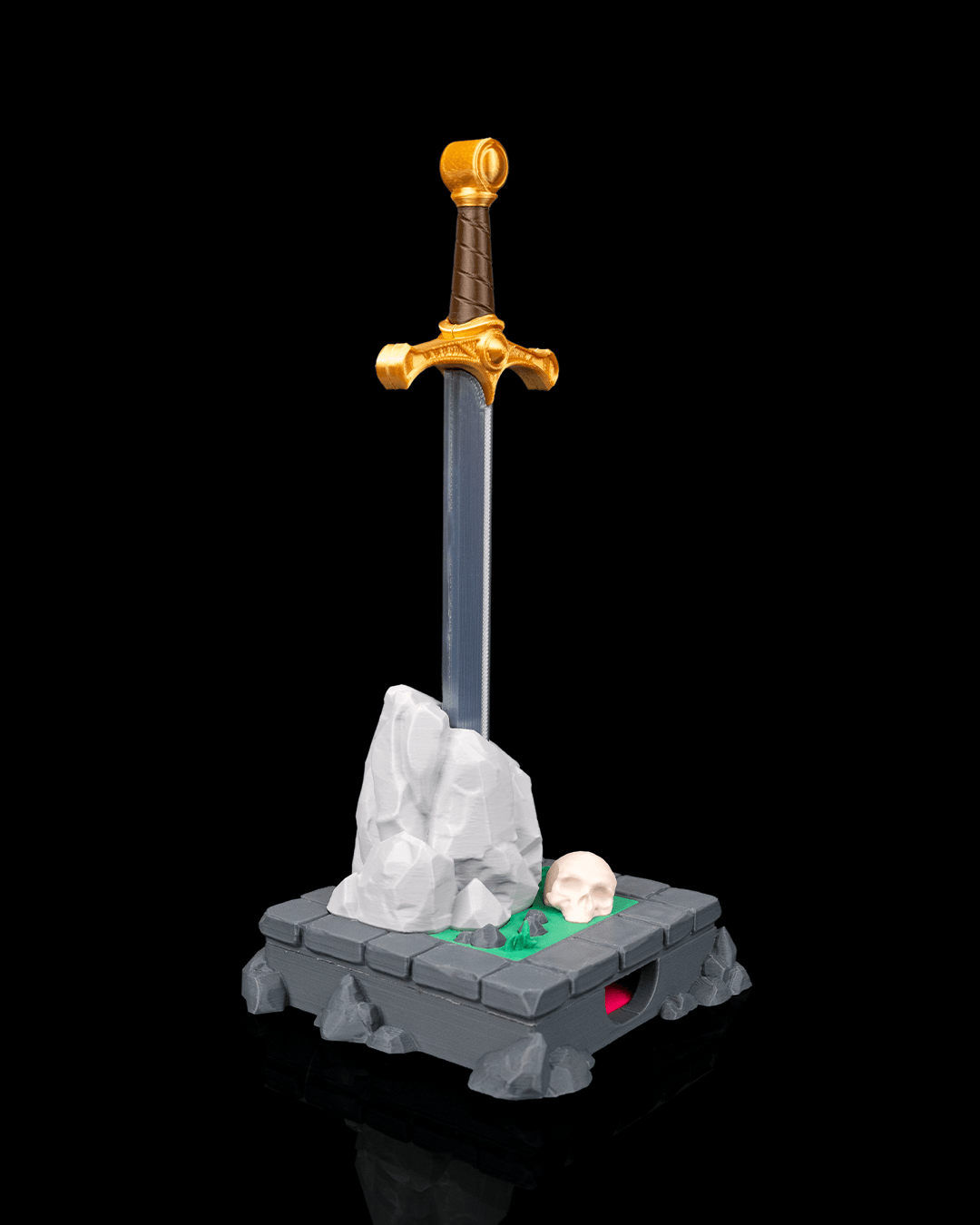 Deskalibur – Pen & Sticky Notes Holder